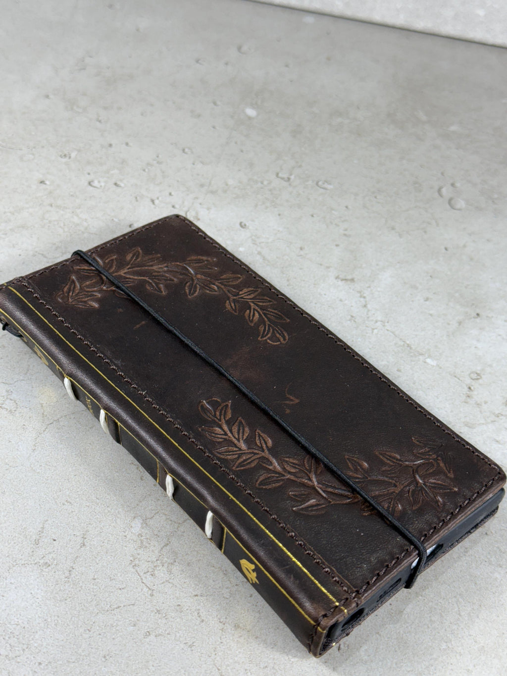 Handmade Leather Wallet Case for Google Pixel: Retro Card Holder with Zipper