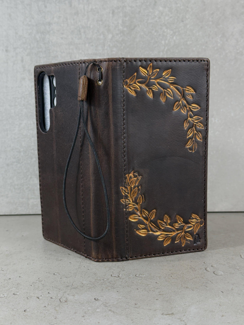 Handmade Leather Wallet Case: Floral Book Design for Galaxy S21/S22/S23/S24/S25