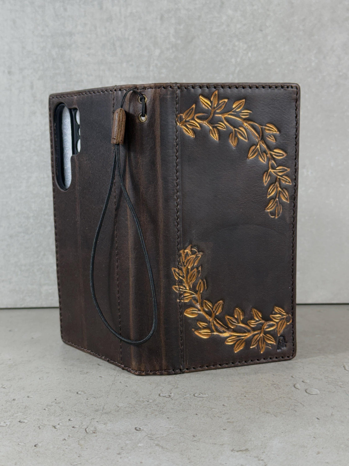 Handmade Leather Wallet Case: Floral Book Design for Galaxy S21/S22/S23/S24/S25
