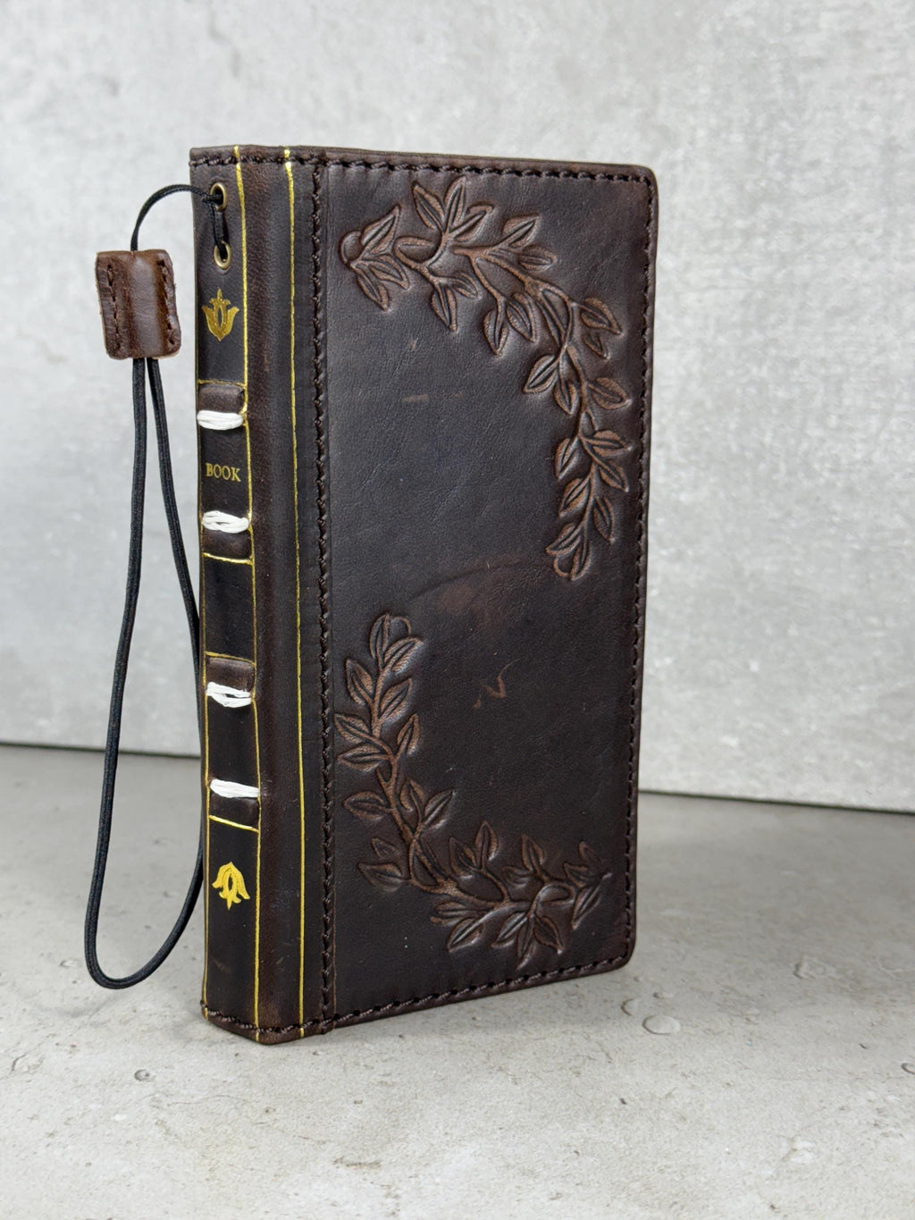 Handmade Leather Wallet Case for Google Pixel: Retro Card Holder with Zipper