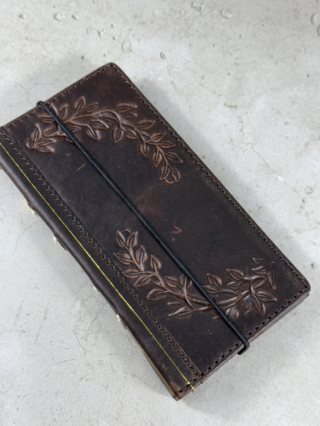 Handmade Leather Wallet Case for Google Pixel: Retro Card Holder with Zipper