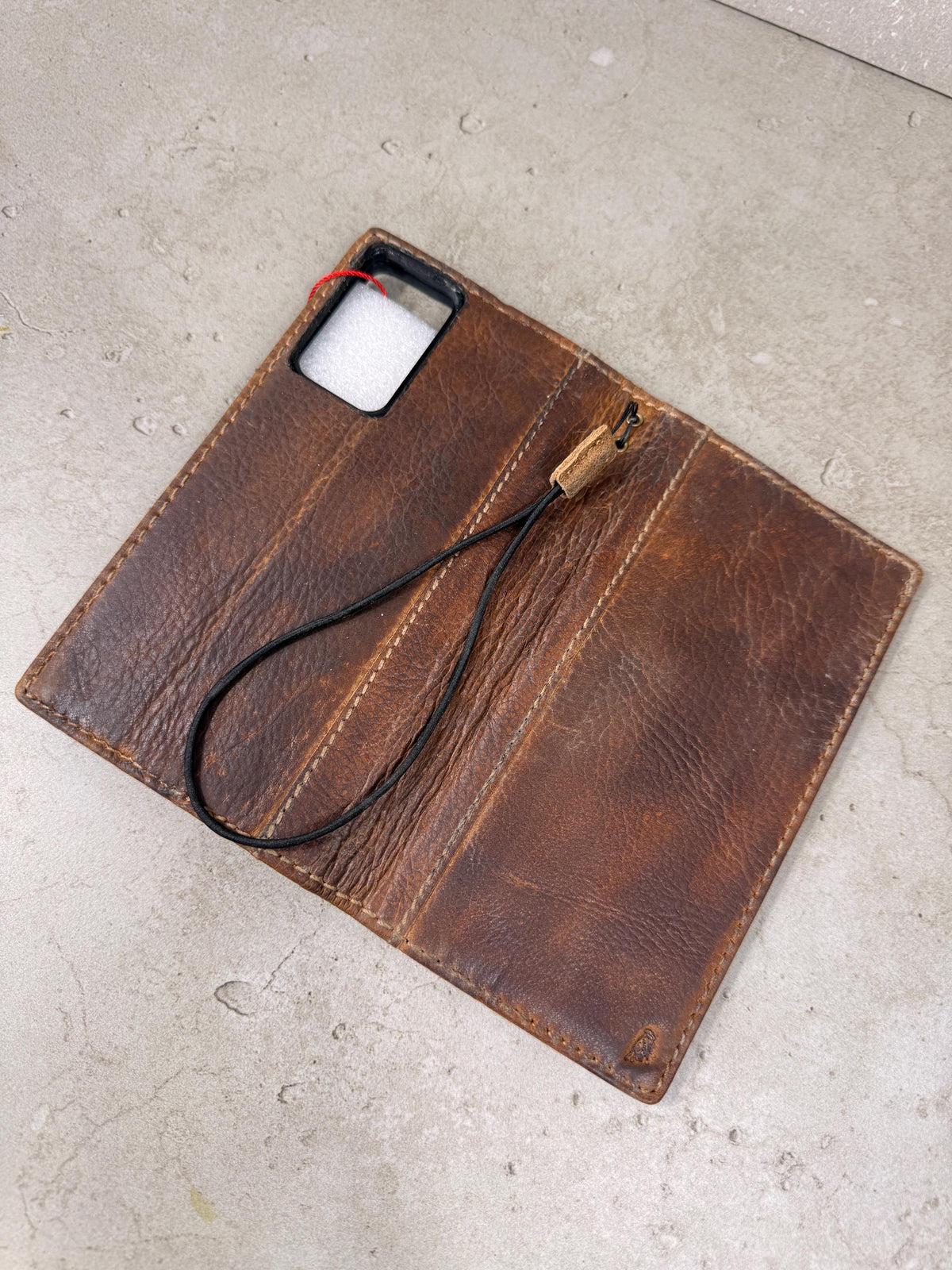 Genuine Leather Galaxy Wallet Case: Vintage Book Style, Card Slots S26 S25