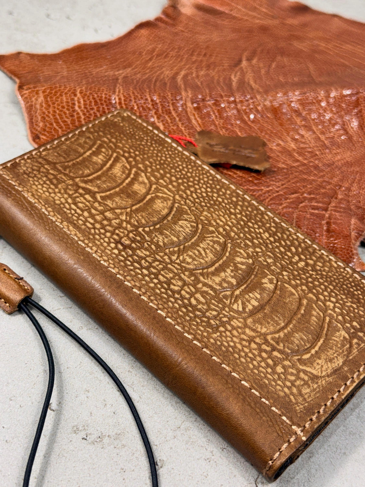 Vintage Leather Wallet Case for iPhone 17: Book Style, Card Slots