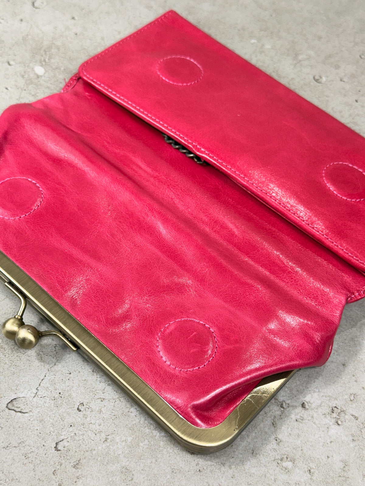 Handmade Leather Kiss Lock Wallet – Vintage Style Clutch Purse
