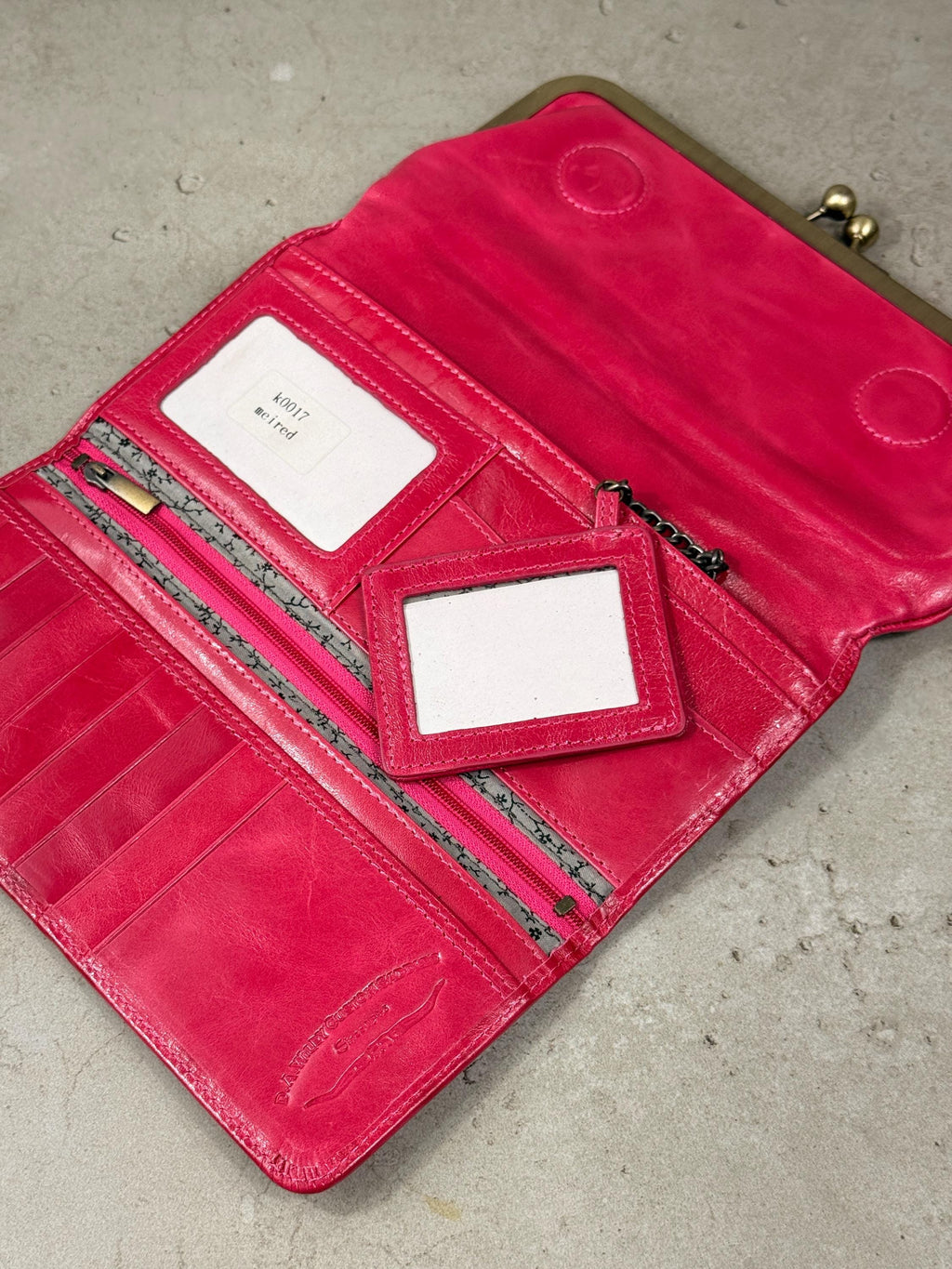 Handmade Leather Kiss Lock Wallet – Vintage Style Clutch Purse