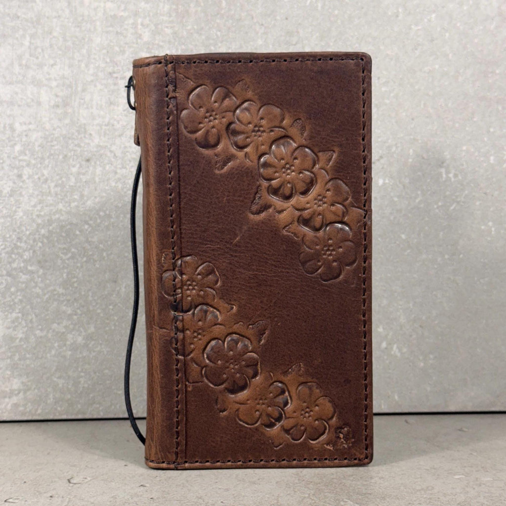Vintage Book Style Leather iPhone 17 Wallet Case with Card Slots