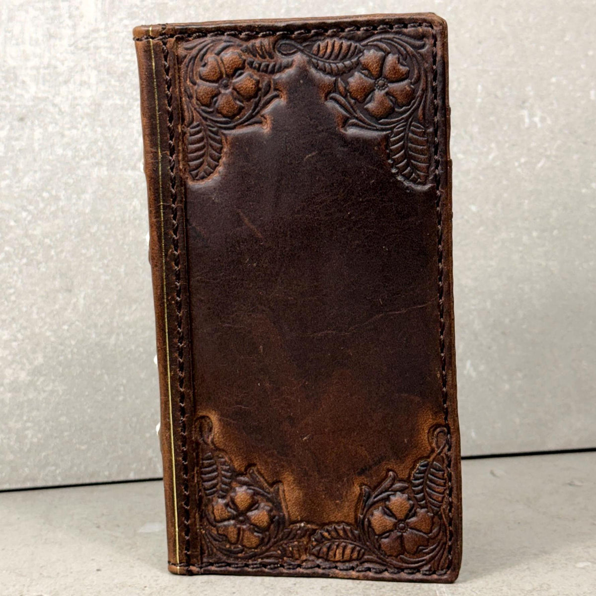 Vintage Leather iPhone 17 Wallet Case: Book Style, Card Slots