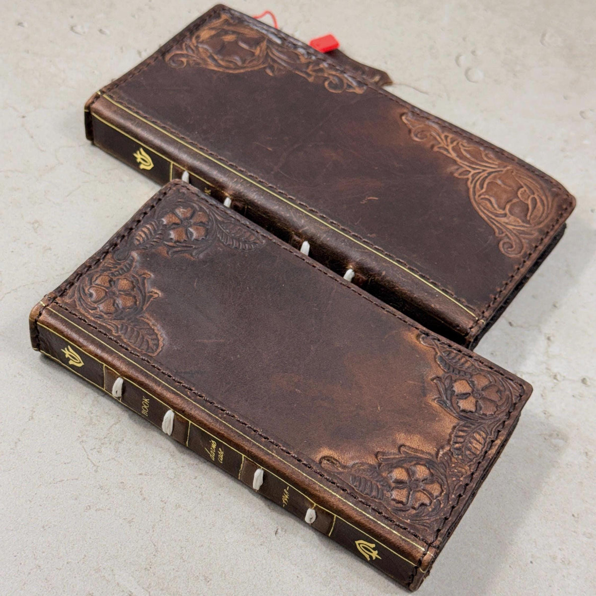 Vintage Leather iPhone 17 Wallet Case: Book Style, Card Slots