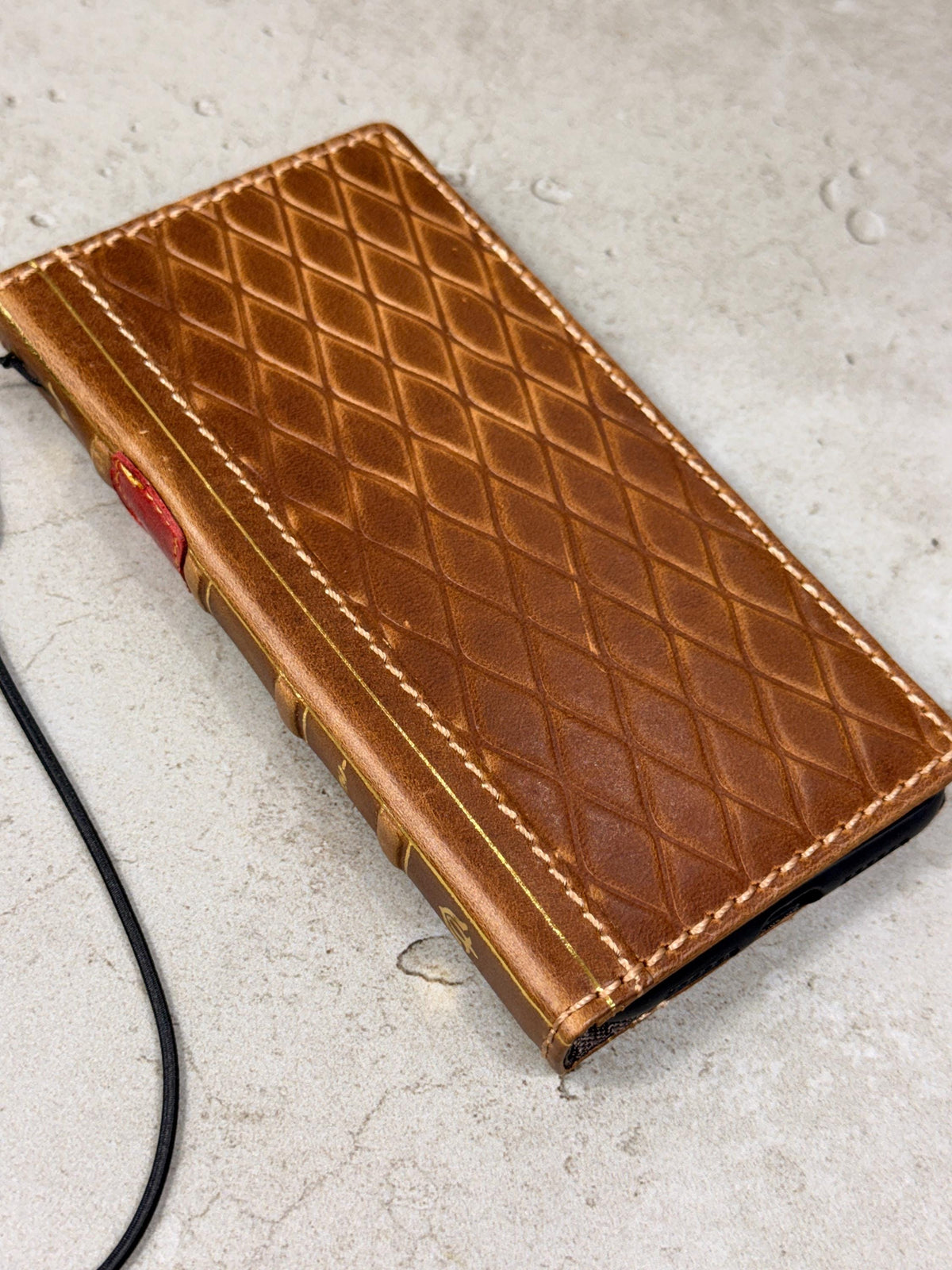 Vintage Leather Wallet Case for iPhone 17: Book Style, Card Slots
