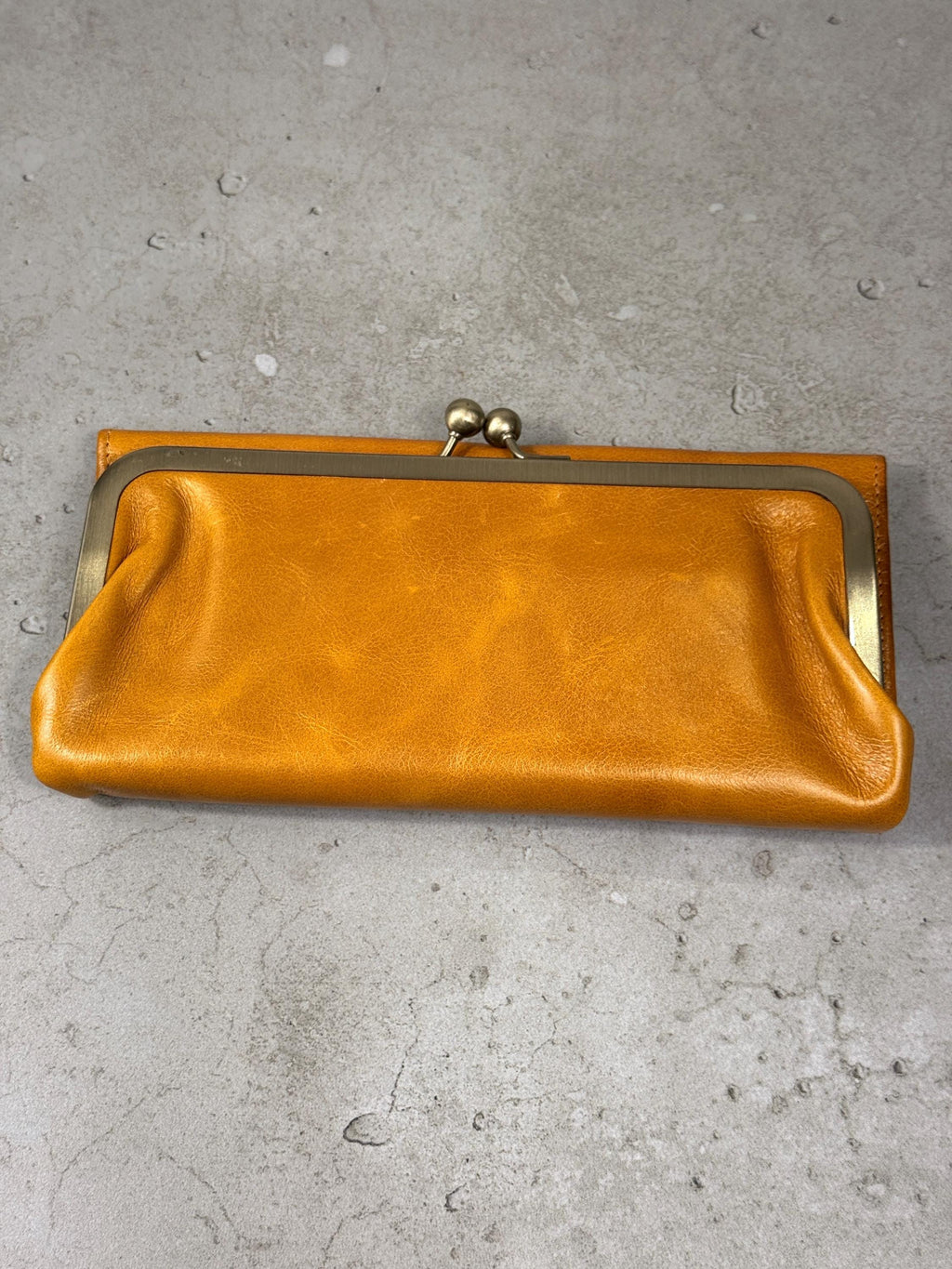 Handmade Leather Kiss Lock Wallet – Vintage Style Card Holder
