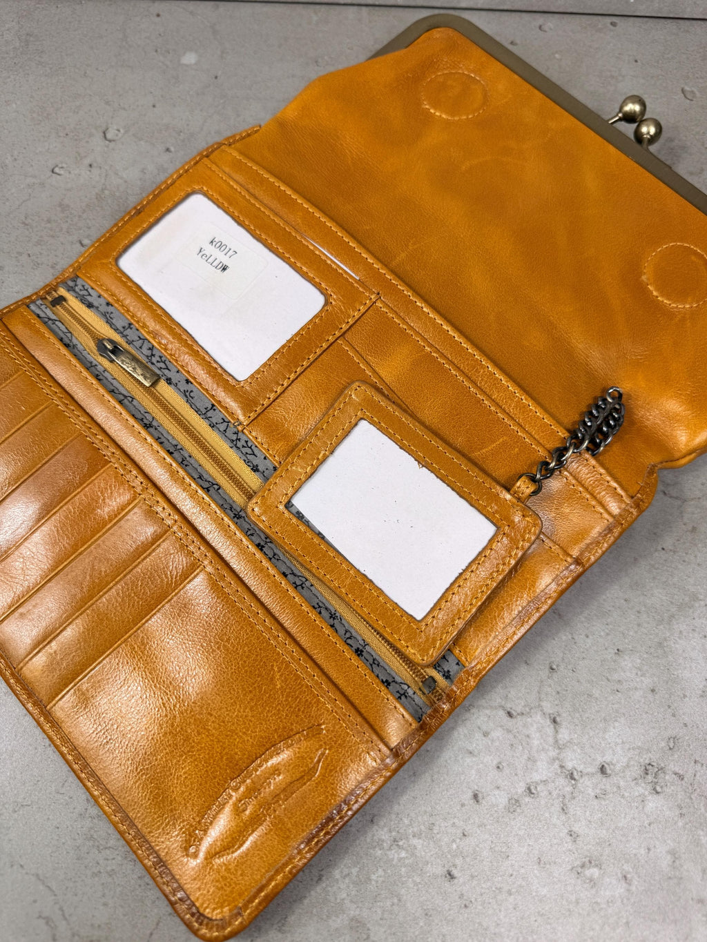 Handmade Leather Kiss Lock Wallet – Vintage Style Card Holder