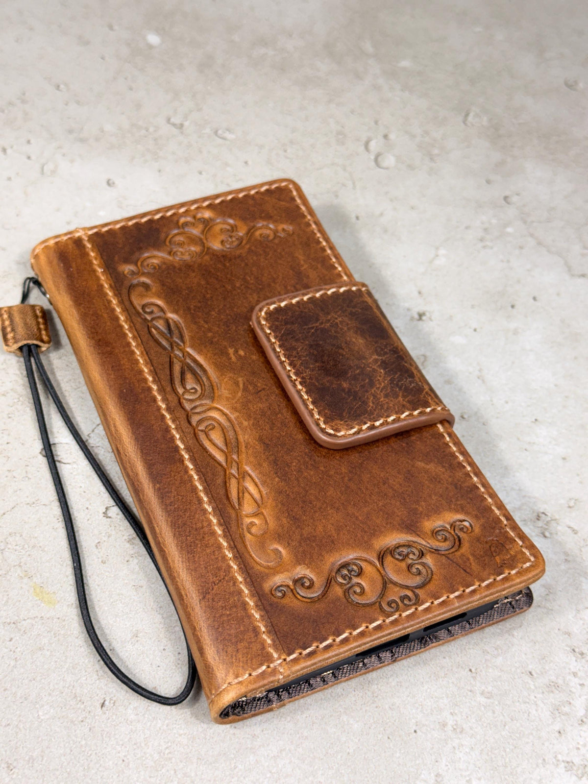Handmade Leather Google Pixel Wallet Case: Vintage  Design