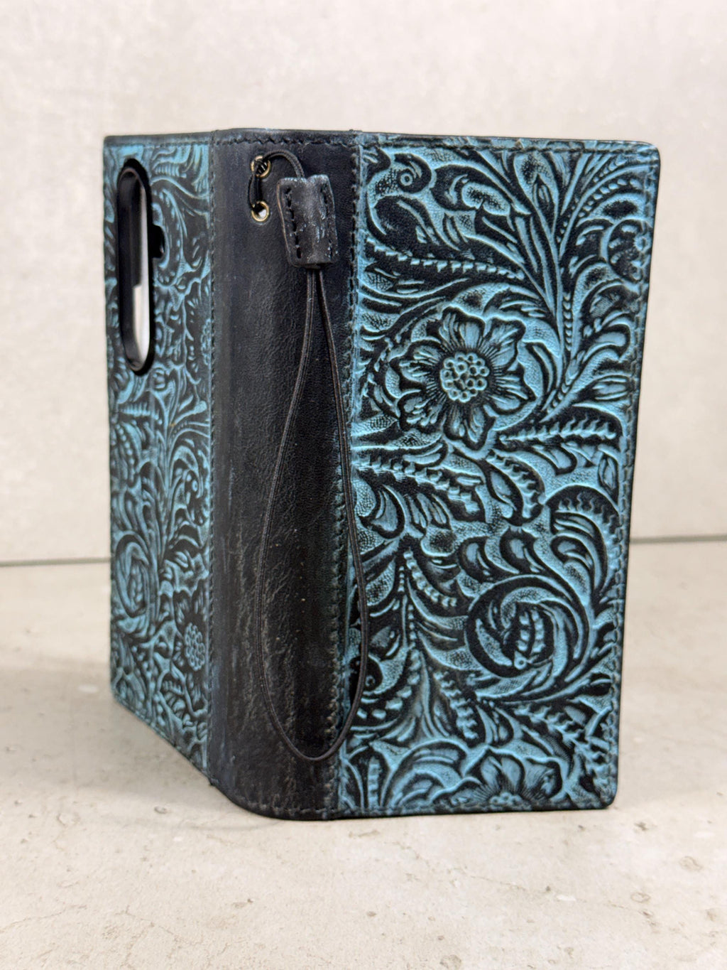 Handmade Genuine Leather iPhone Wallet Case: Removable Card Slots