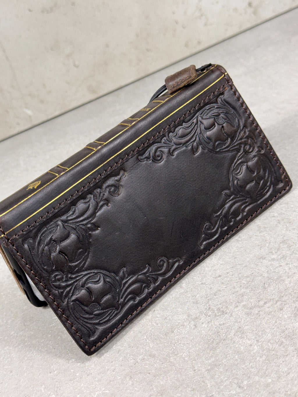 Handmade Leather Wallet Phone Case: Royal Book Design