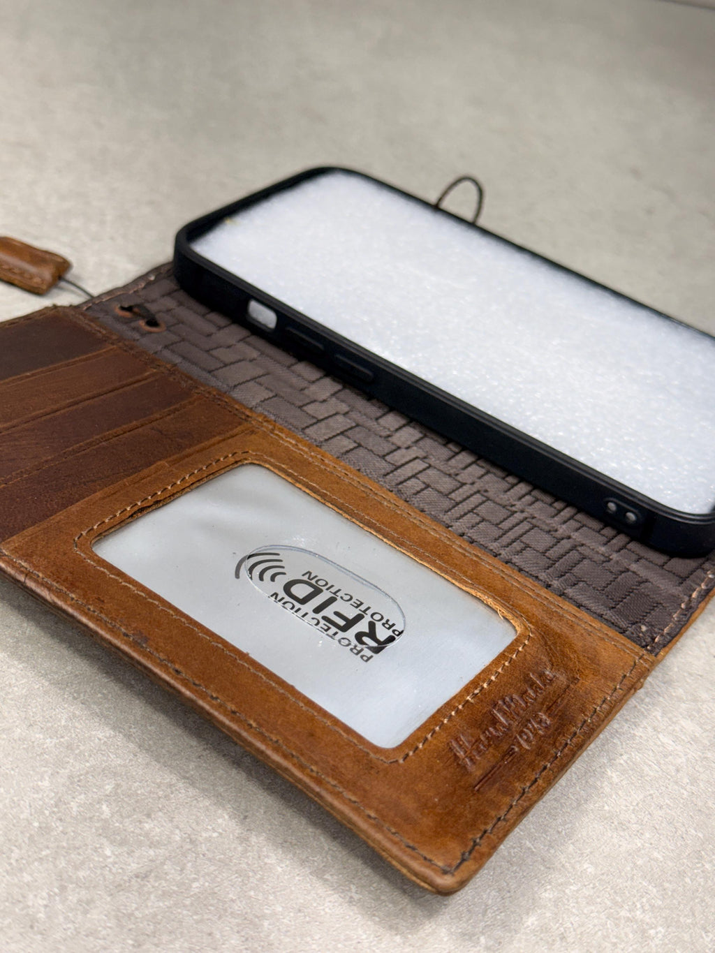 Handmade Leather Art Wallet Case for Galaxy: Book Bible Style Cover