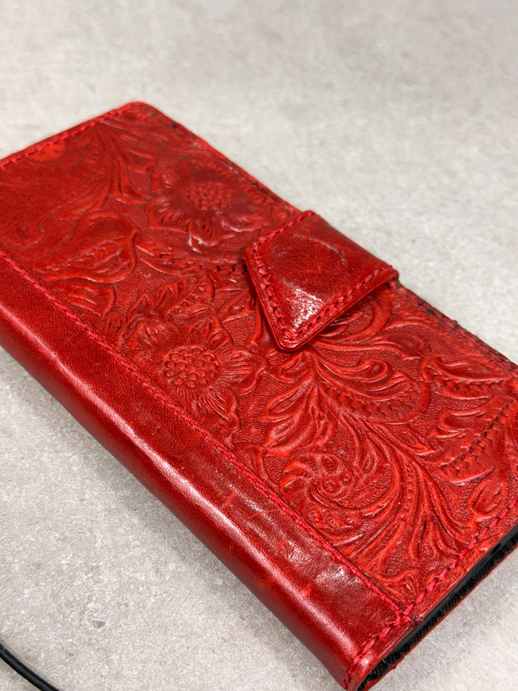 Handmade Leather Google Pixel Wallet Case: Vintage Red Art