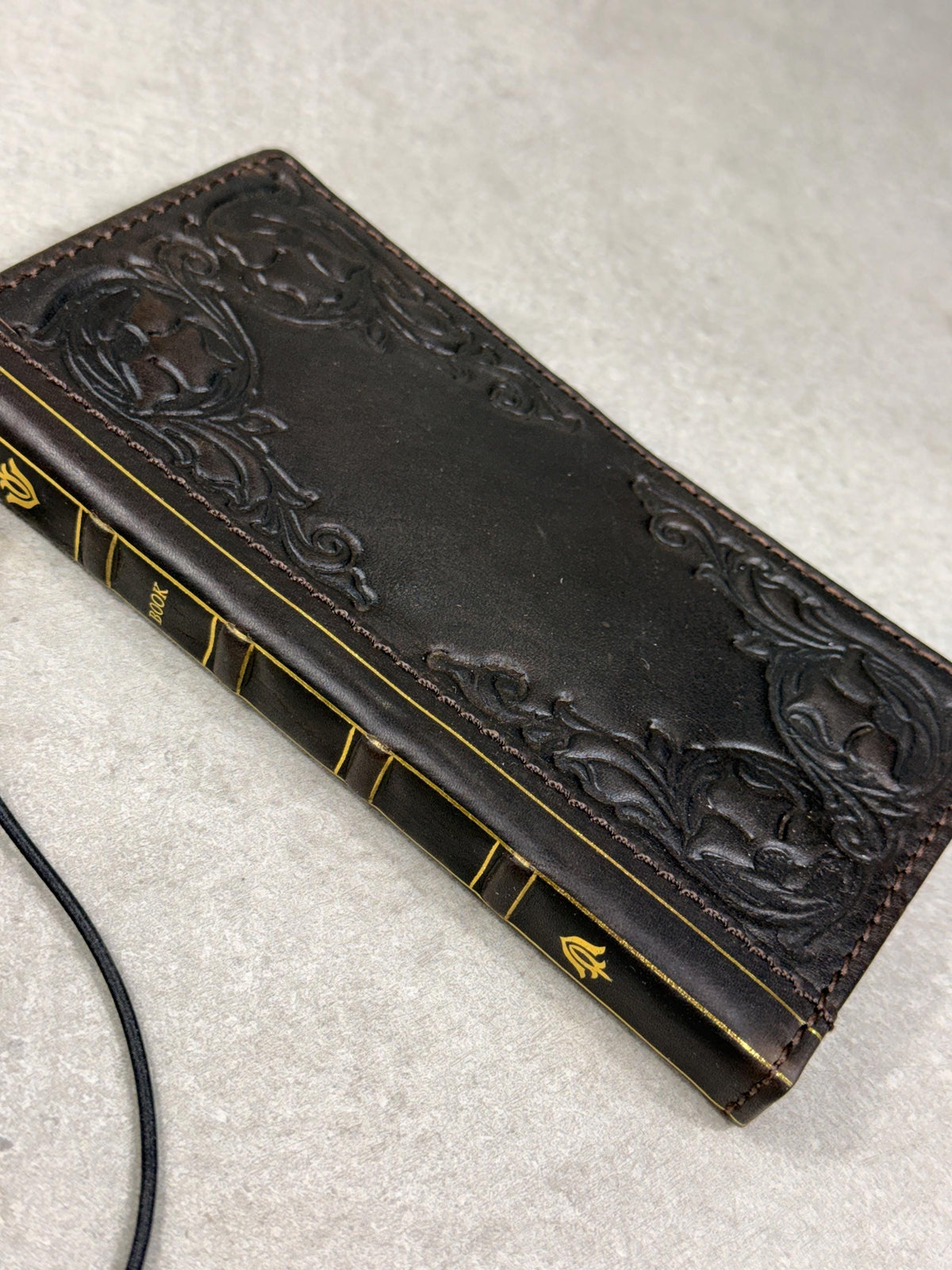 Vintage Book Style Leather iPhone 17 Wallet Case with Card Slots