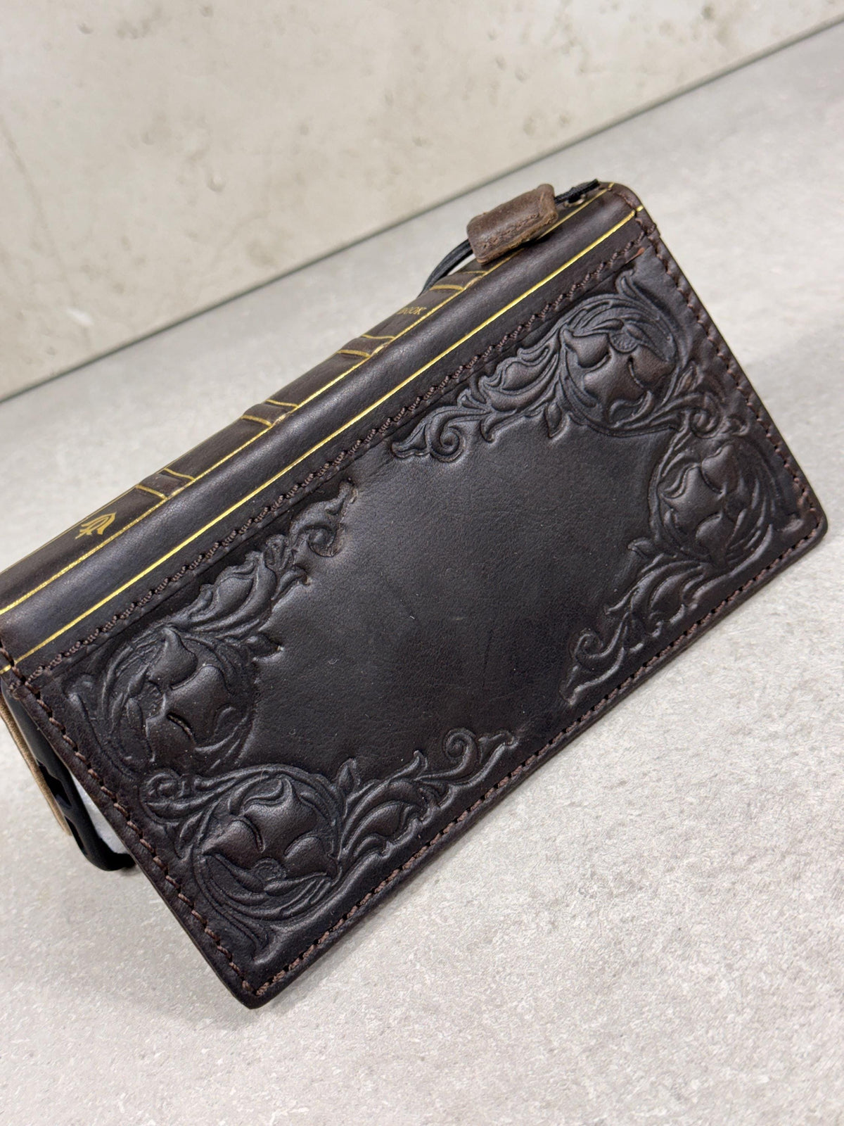 Handmade Leather Wallet Case for OnePlus: Luxury Oiled Finish