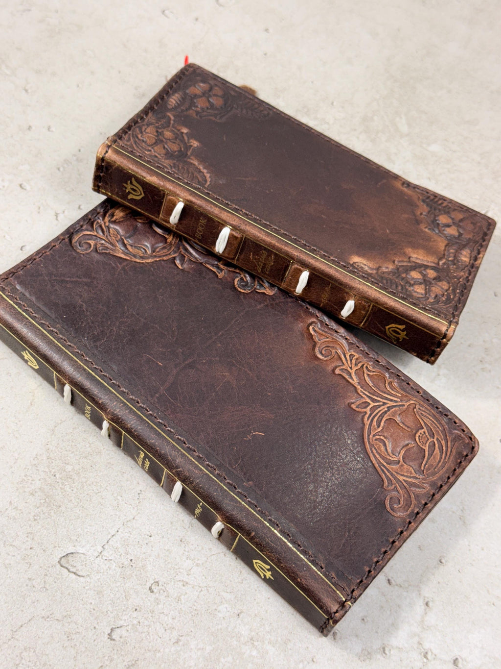 Vintage Leather iPhone 17 Wallet Case: Book Style, Card Slots