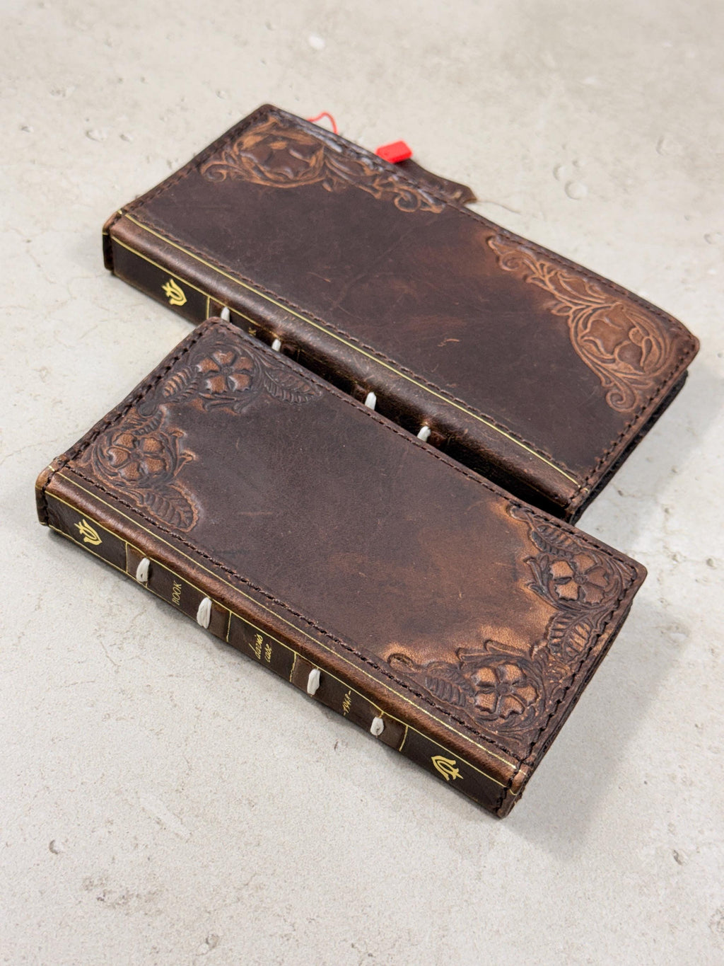 Vintage Leather iPhone 17 Wallet Case: Book Style, Card Slots