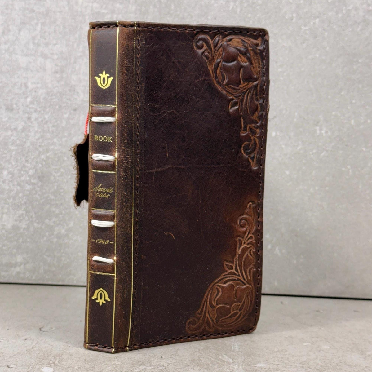 Vintage Leather iPhone 17 Wallet Case: Book Style, Card Slots