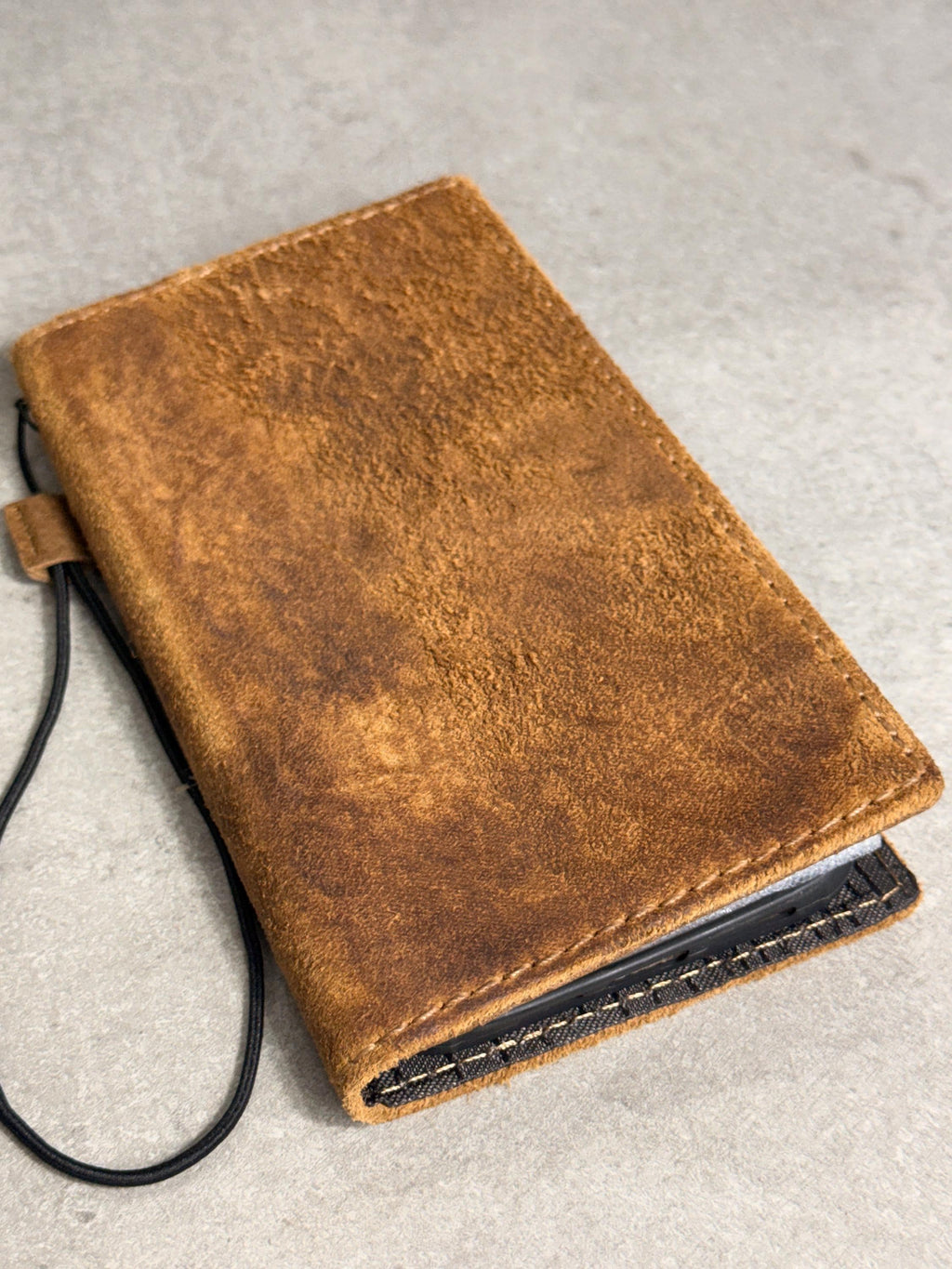 Handmade Leather Wallet Case for Galaxy Z Fold 2/3/4/5/6/7 -  Ostrich Art Design
