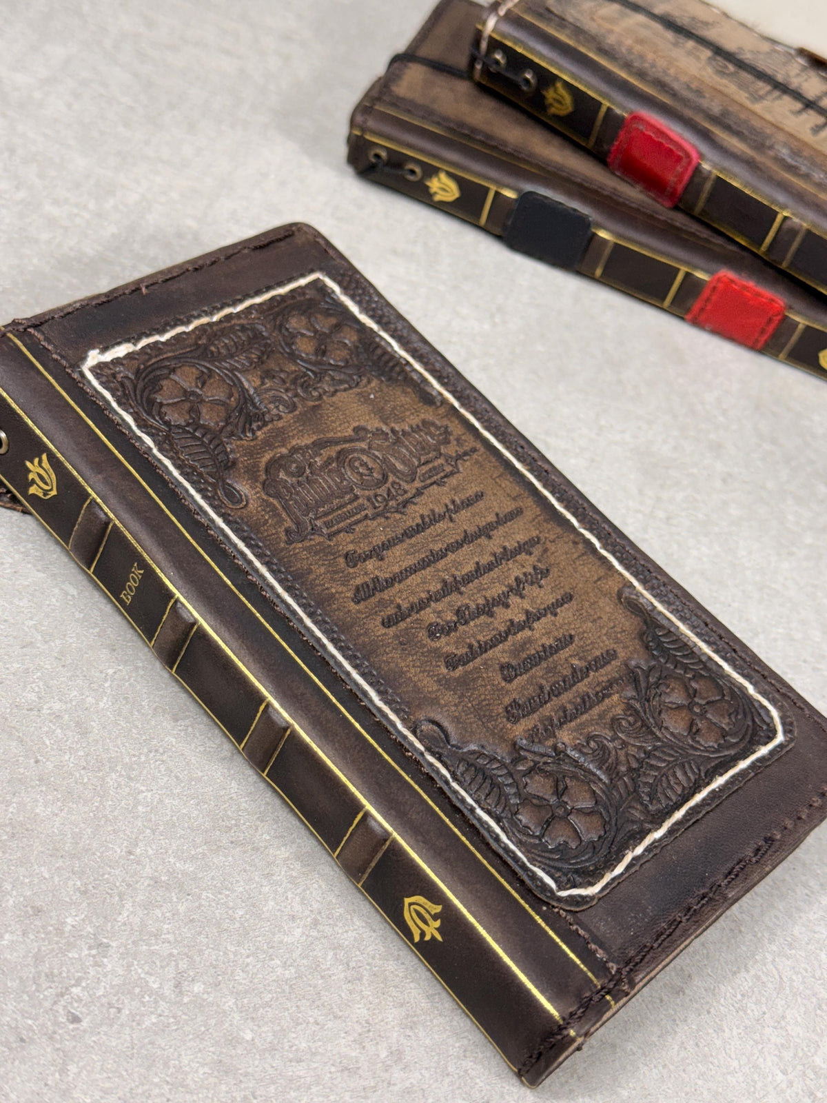 Vintage Leather iPhone 17 Wallet Case: Book Style, Card Slots