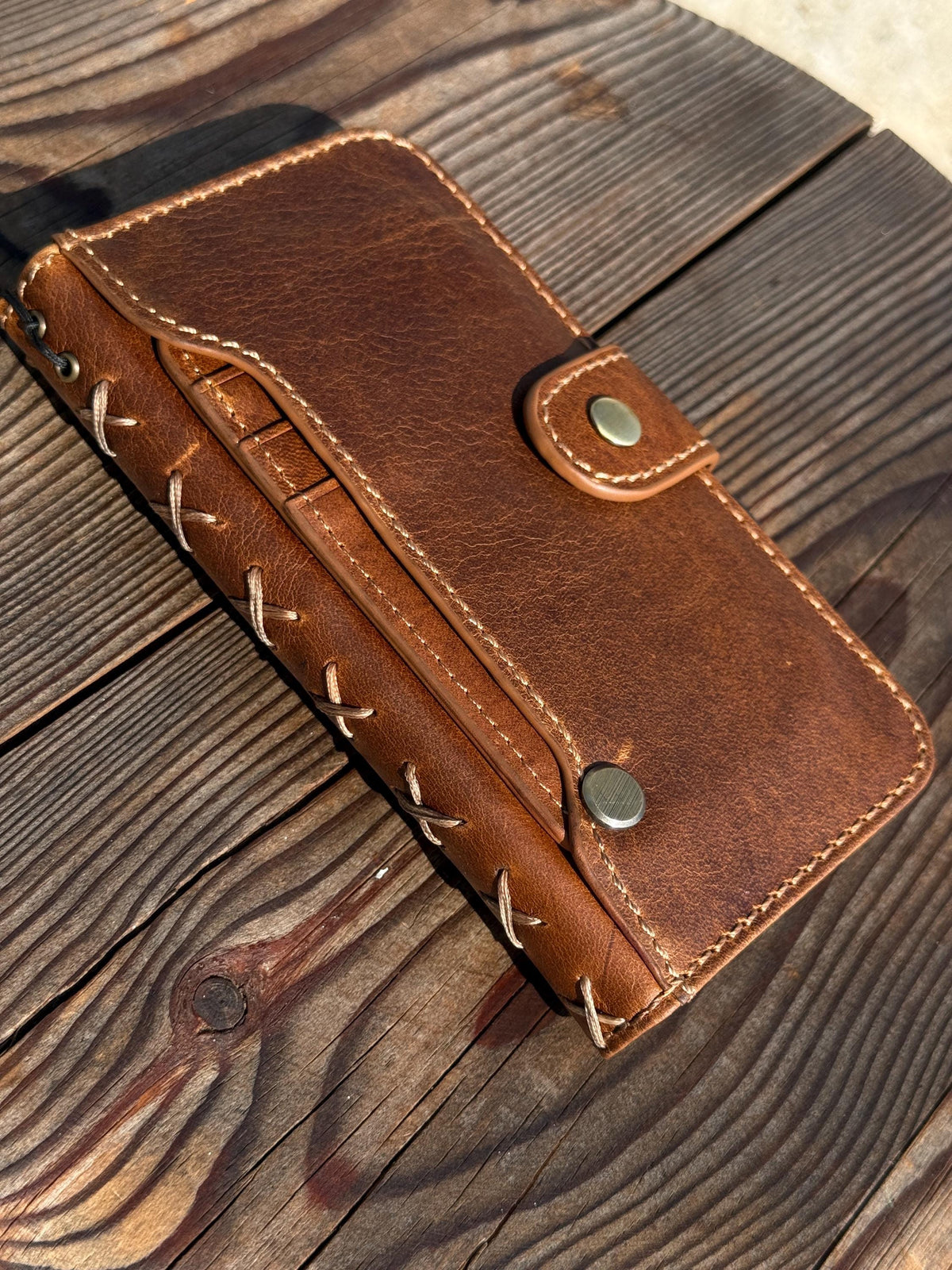 Genuine Leather Wallet Case: Vintage Book Style, Card Slots Motorola