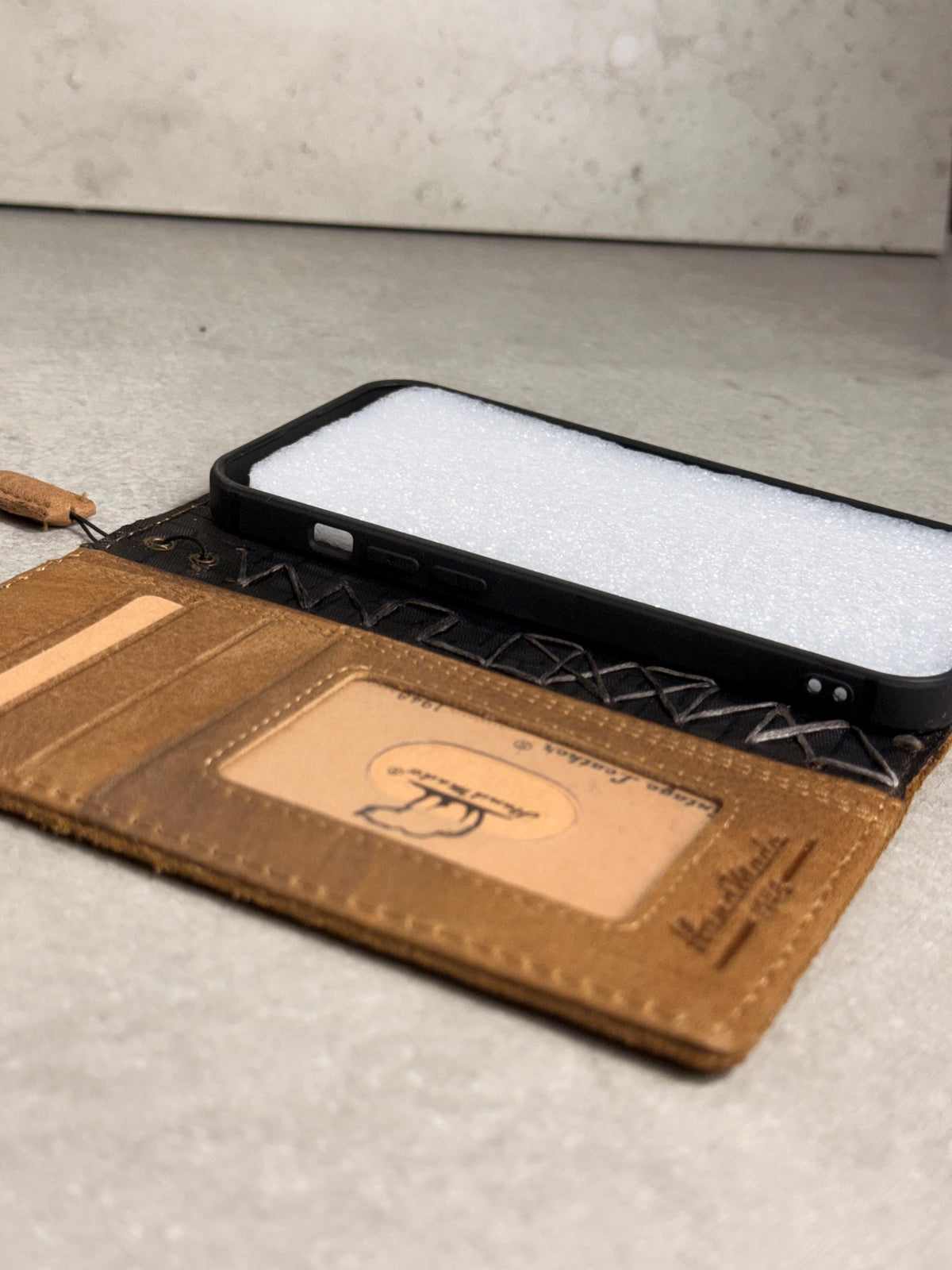 Genuine Leather Wallet Case: Vintage Book Style, Card Slots Motorola