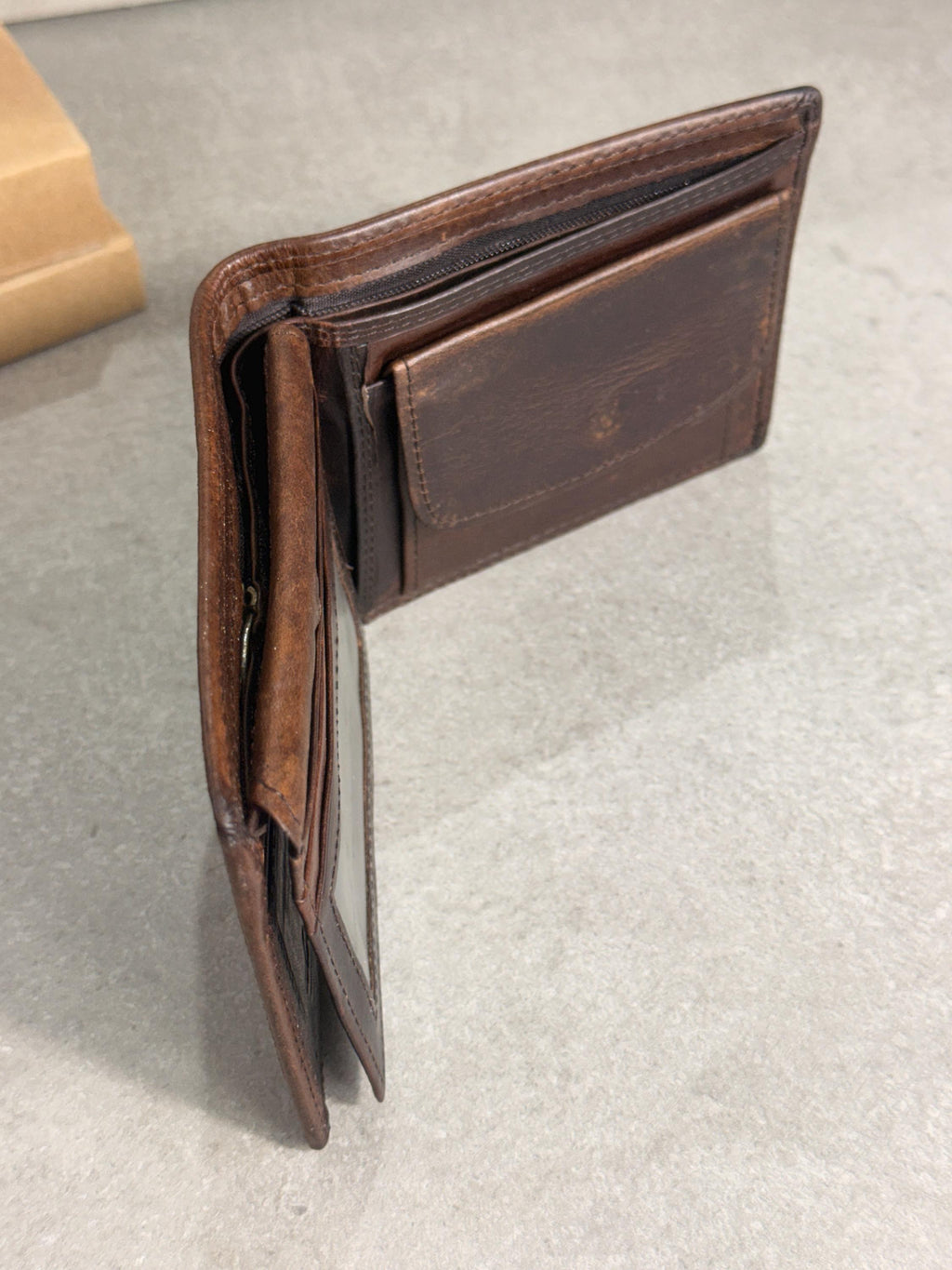 Leather wallet card slots  bill compartments thin design Hand-Stitched  Davidov art