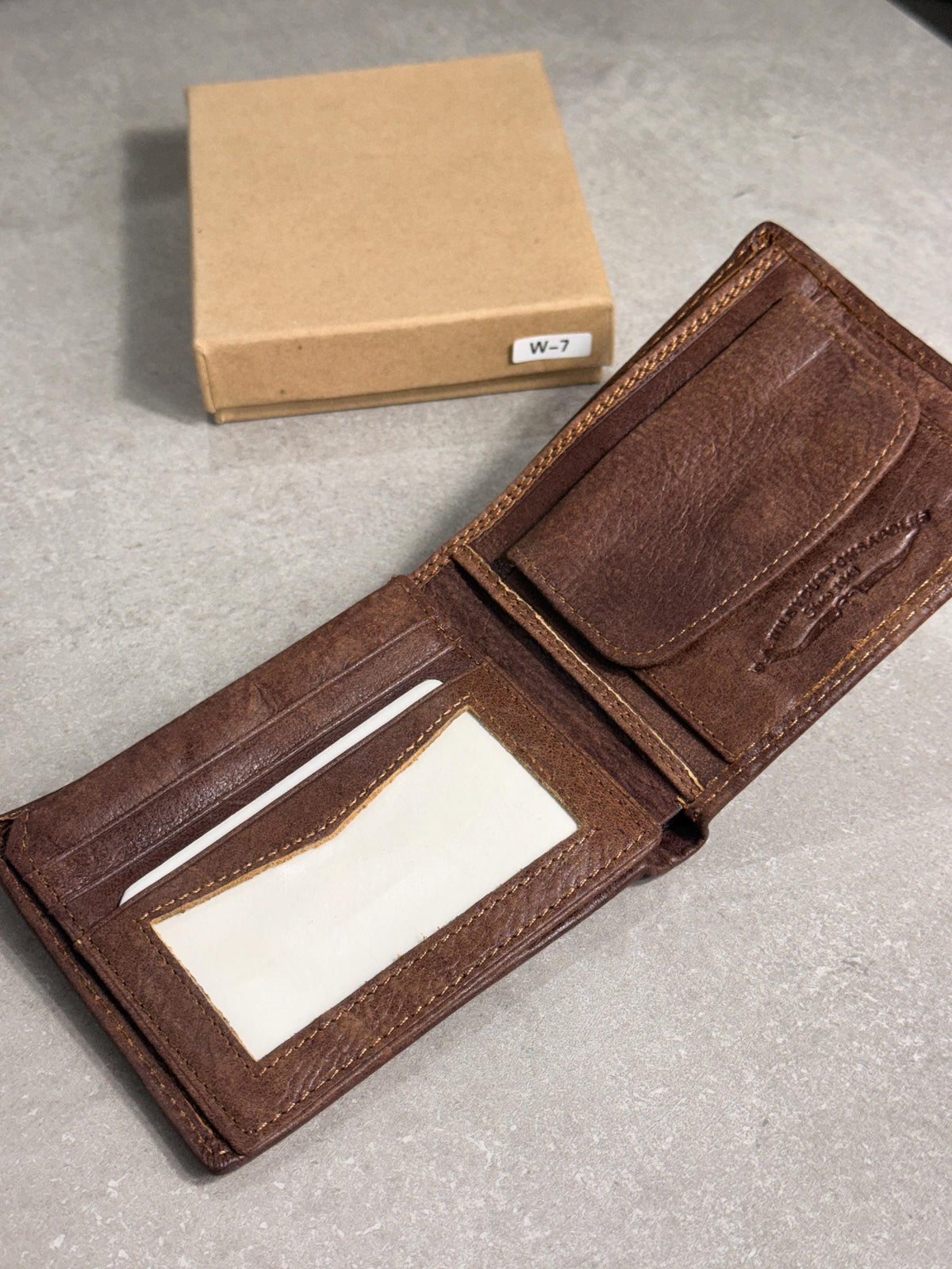 Leather wallet card slots  bill compartments thin design Hand-Stitched  Davidov art