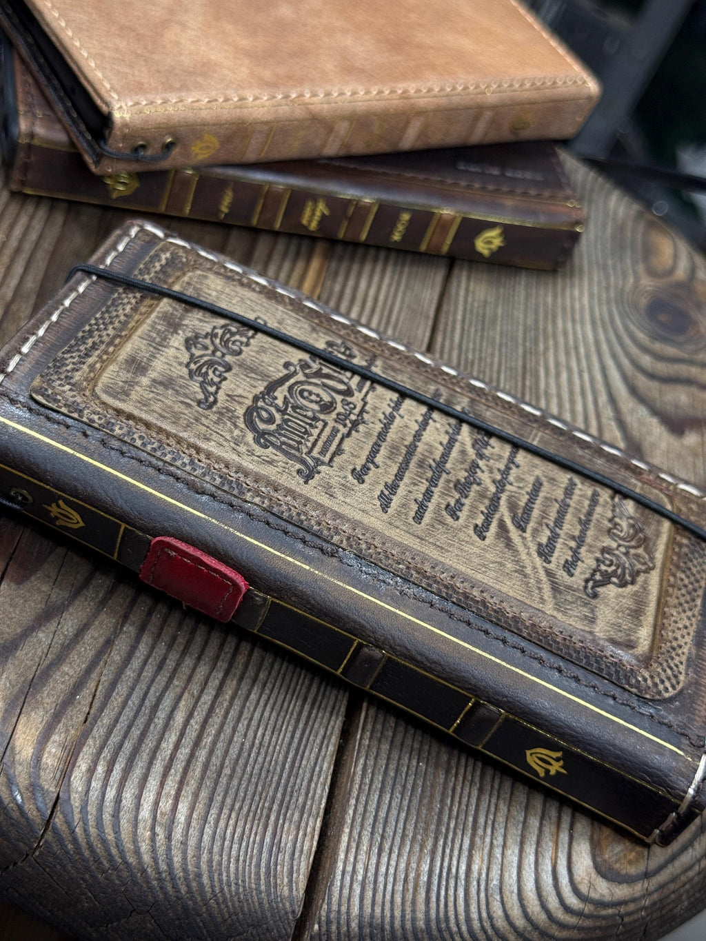 Handmade Leather Wallet Case for Galaxy Z Fold 2/3/4/5/6/7 - Art Design