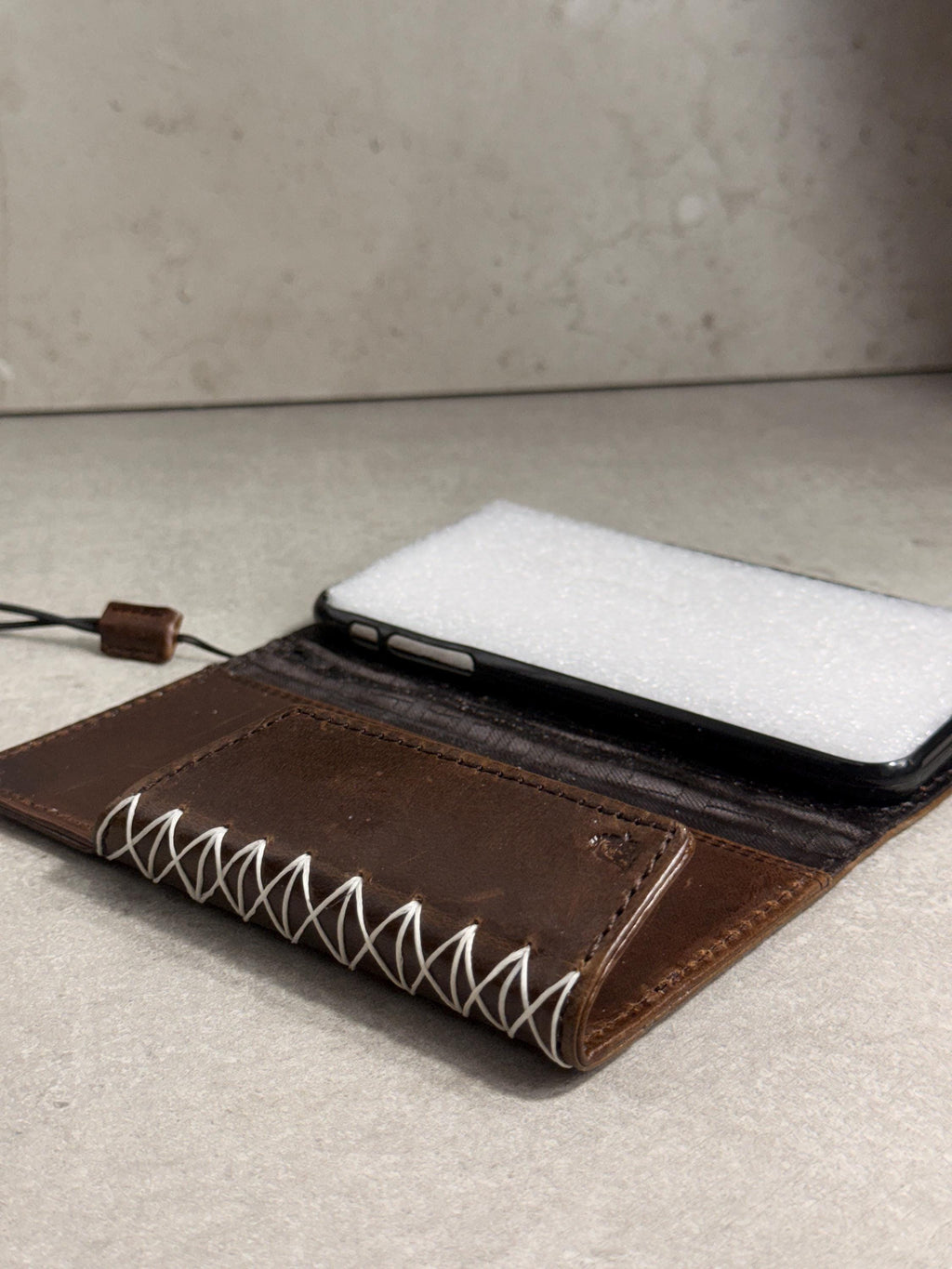 Genuine Leather Galaxy S22 S23 S24 Ultra Wallet Case: Red Heart