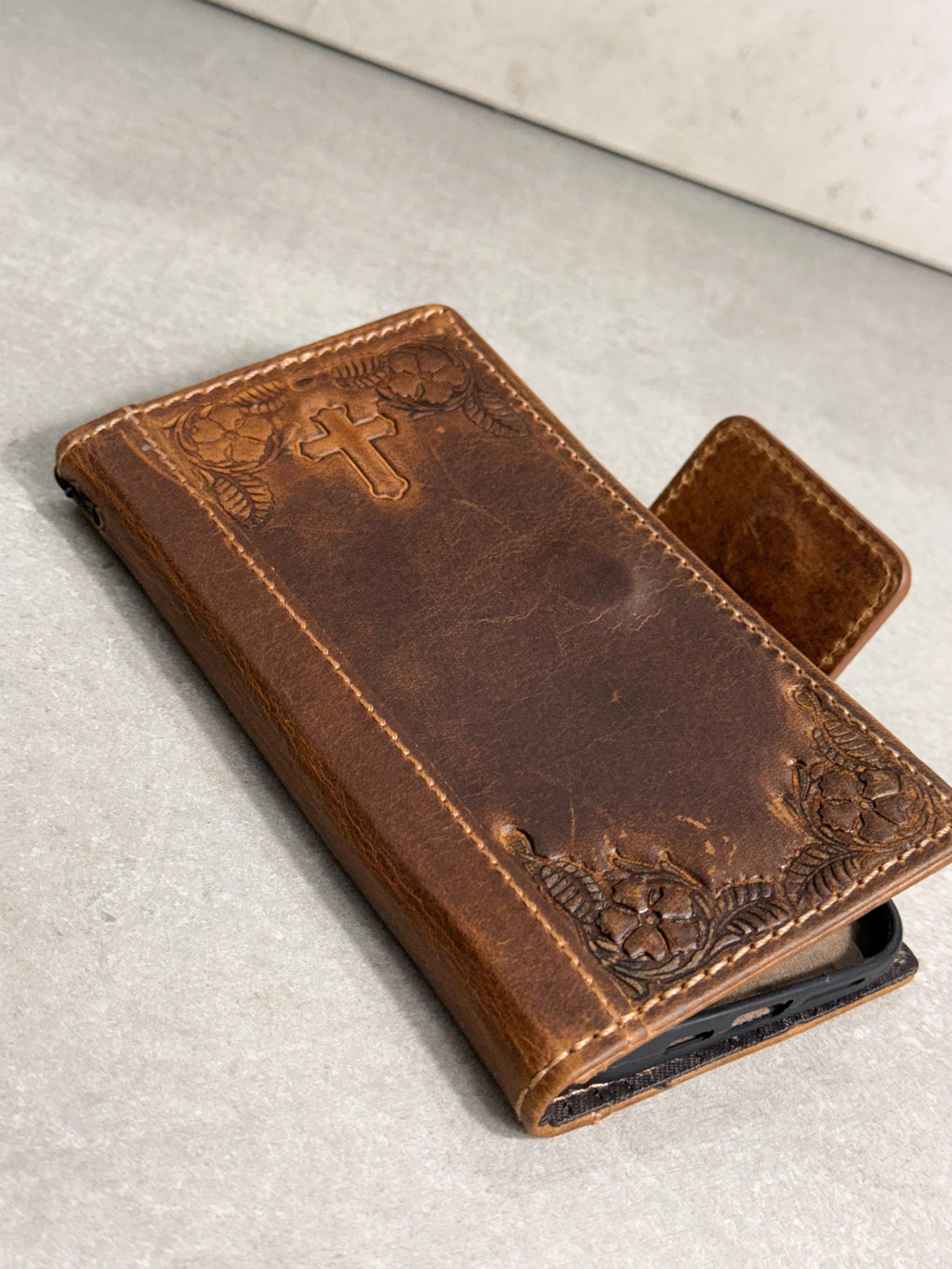 Genuine Leather iPhone Wallet Case: Magnetic Book Cover, Card Slots