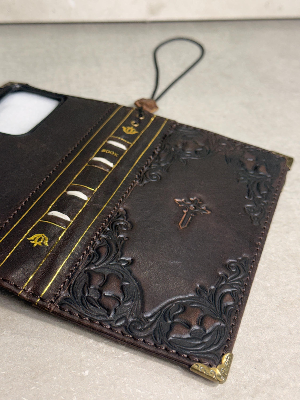 Handmade Leather Wallet Case: Samsung Galaxy, Card Slots, Book Design
